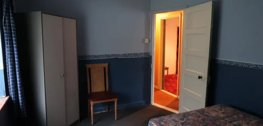 4 bed terraced house for sale