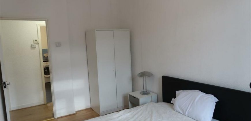 3 Bedroom Apartment for rent at Edwy House, Homerton Road, Hackney
