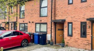 2 Bedroom Terraced to let Kershaw Street, Bury, Bury