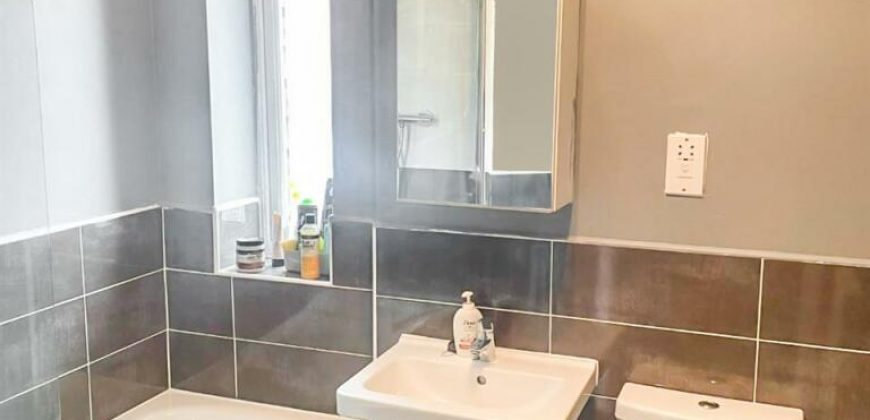 2 Bedroom Terraced to let Kershaw Street, Bury, Bury