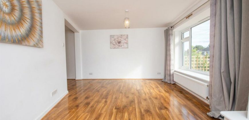 6 Bedroom semi-detached house for sale at Cherry Tree Road, Rainham Kent