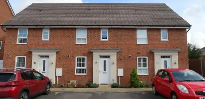 3 Bedroom house terraced to let at Robin Place, Allington, Maidstone ME16