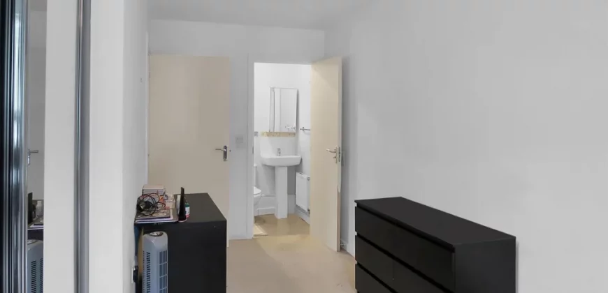 2 Bedroom house to let at  Cameron Drive, Dartford