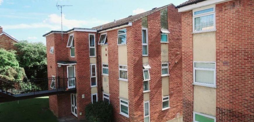 2 Bedroom flat for sale at Ranscombe Close, Rochester ME2