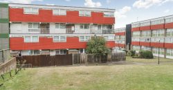 3 Bedroom Maisonette for Sale in Draper Close, Belvedere