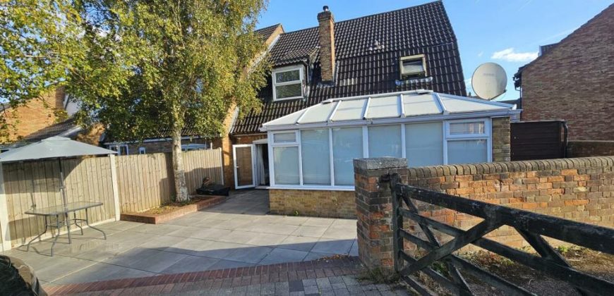 3 Bedroom end of a Terrace house for sale Crouch Street, Basildon SS15