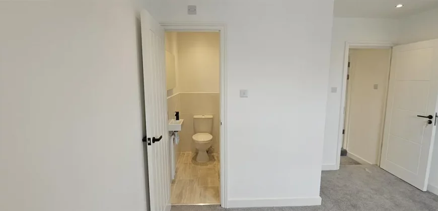 3 bed terraced house to rent at Station Road, Rainham, Gillingham ME8