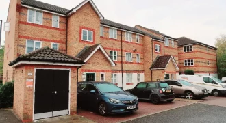 1 bed flat for sale at Polsten Mews, Enfield EN3
