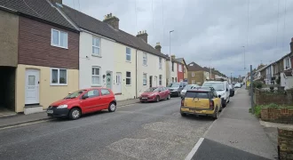 3 bed terraced house to rent at Station Road, Rainham, Gillingham ME8